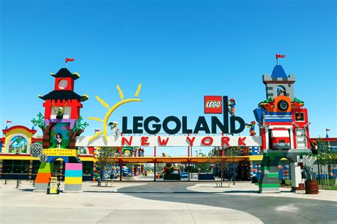 Legoland goshen ny - Smokey’s Brick-B-Que. Smokey the Dragon is firing up the smoker! Take a seat and enjoy a delicious American-style barbecue! Be on the lookout for some limited time food offers, while supplies last! Theme Park, Bricktopia. Restaurant. View Menu.